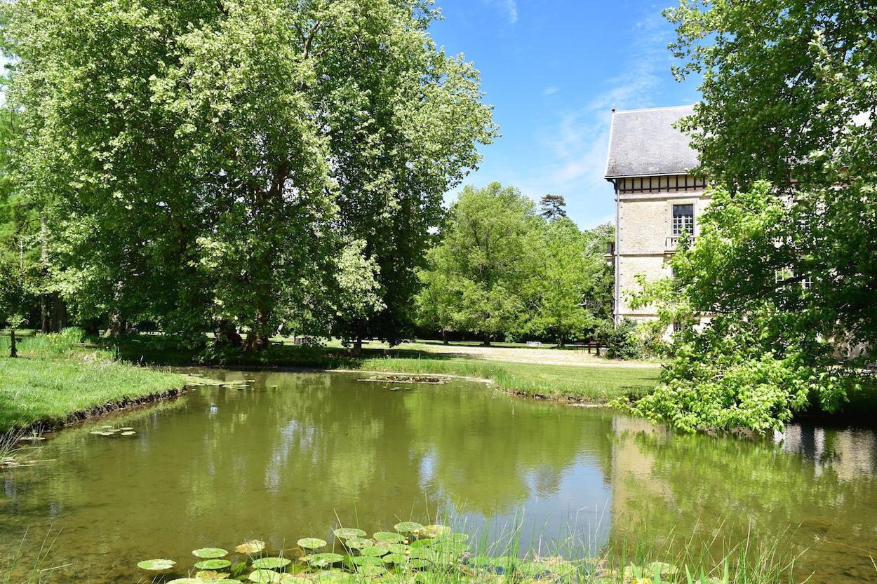 Bed and Breakfast Manoir De Plaisance Benon Exteriér fotografie